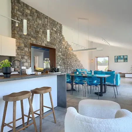 Castella Holiday home